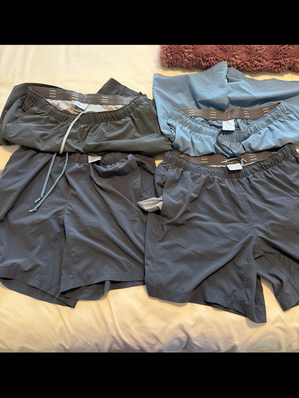 Free Fly Apparel Men's Athletic Shorts - Slate Gray & Light Blue